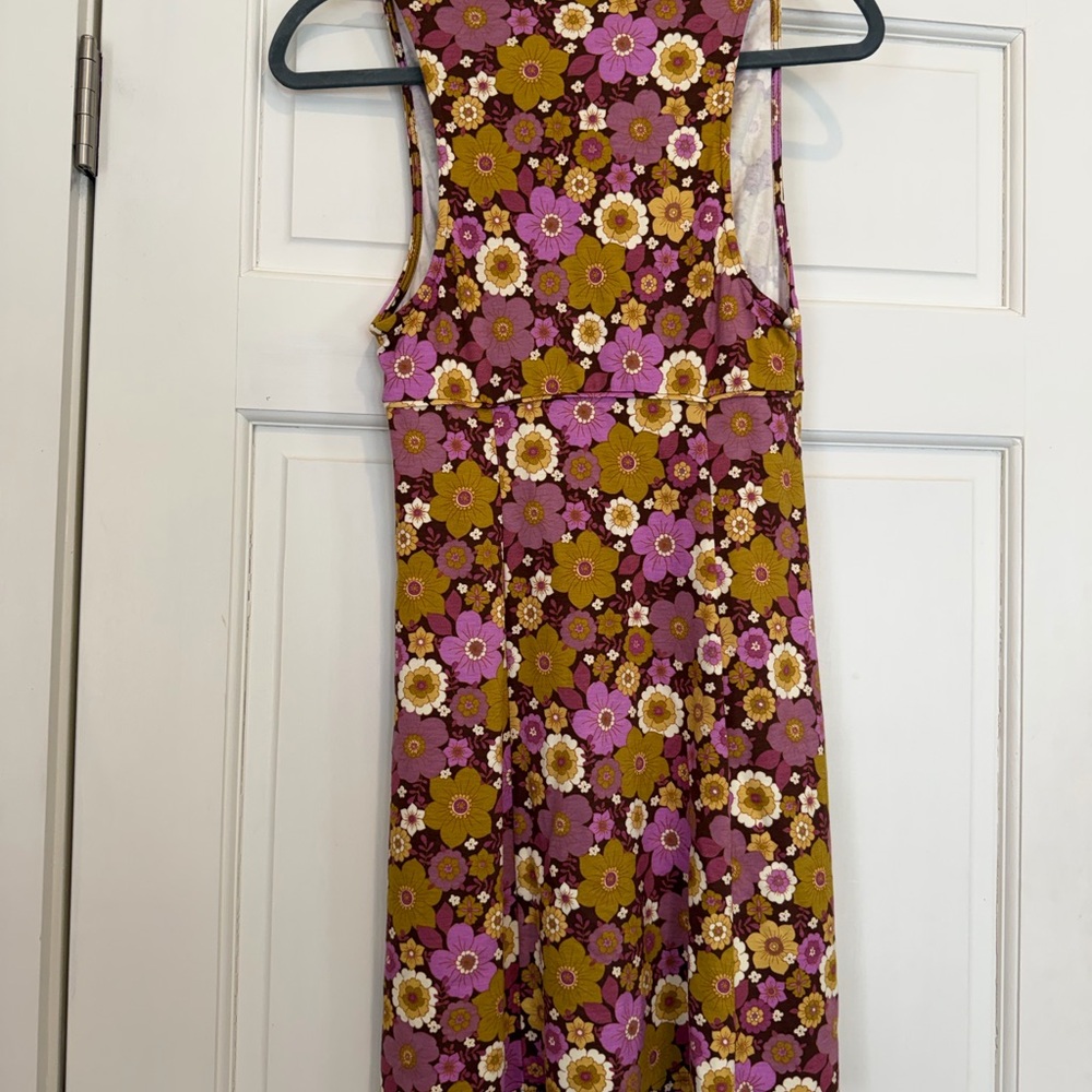 Urban Outfitters Sleeveless Floral Mini Dress in Olive Green and Plum 70s NWT - Picture 5 of 5